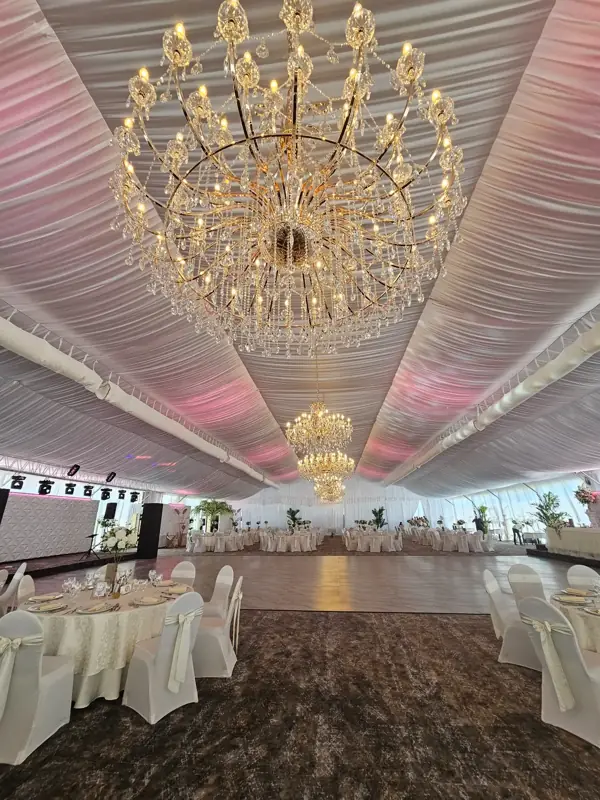 Candelabrele Salonului ARMONIA